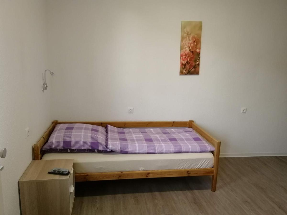 Haupthaus Moeblierte Zimmer Mit Eigenem Bad Uelzen Zewnętrze zdjęcie